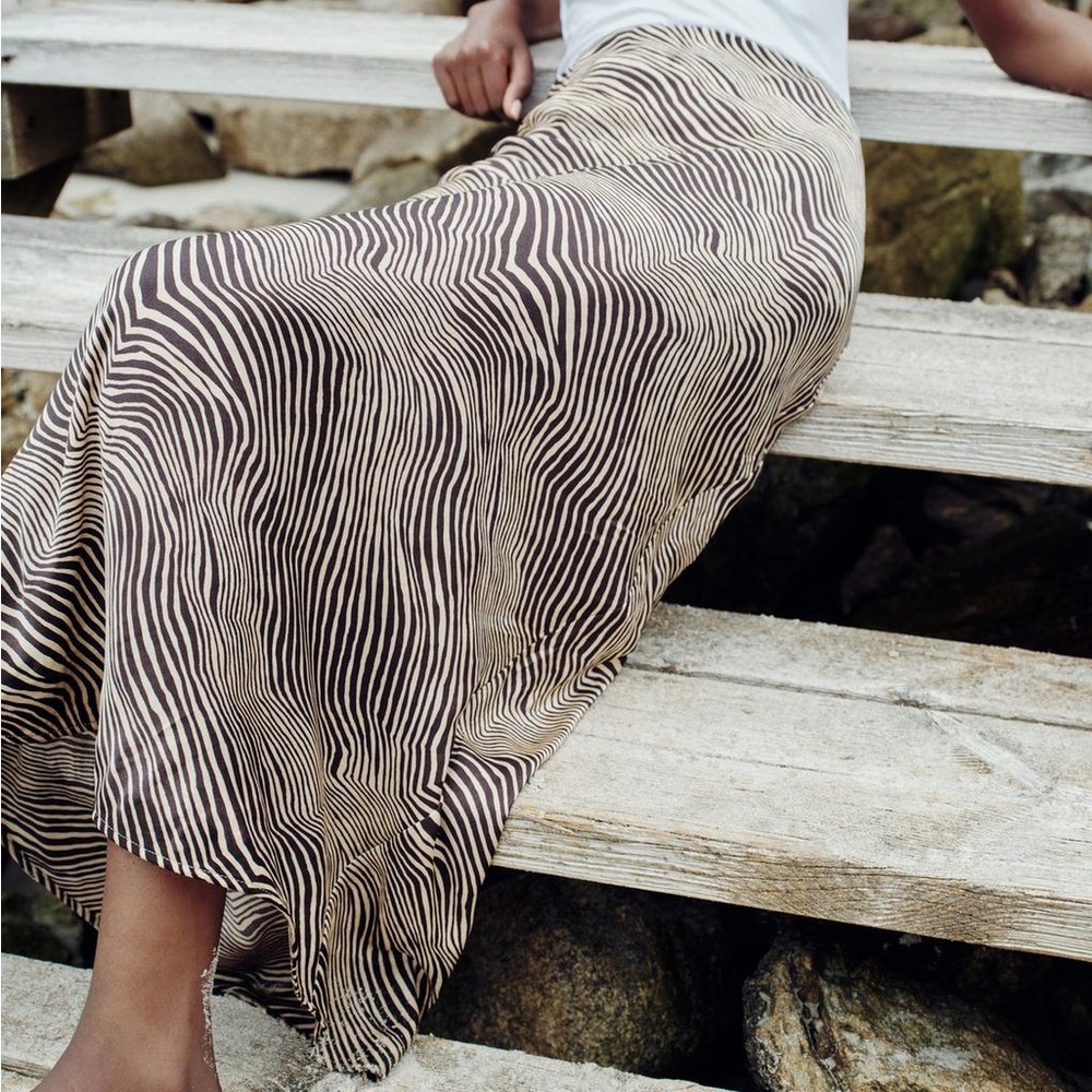 Zara Black & White Zebra Print Skirt